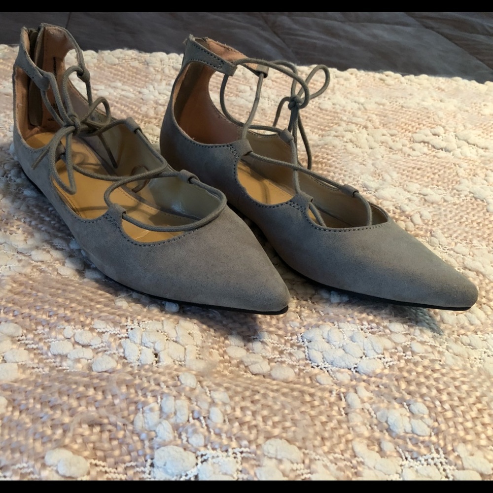 Express lace-up gray suede flats. Size 6.